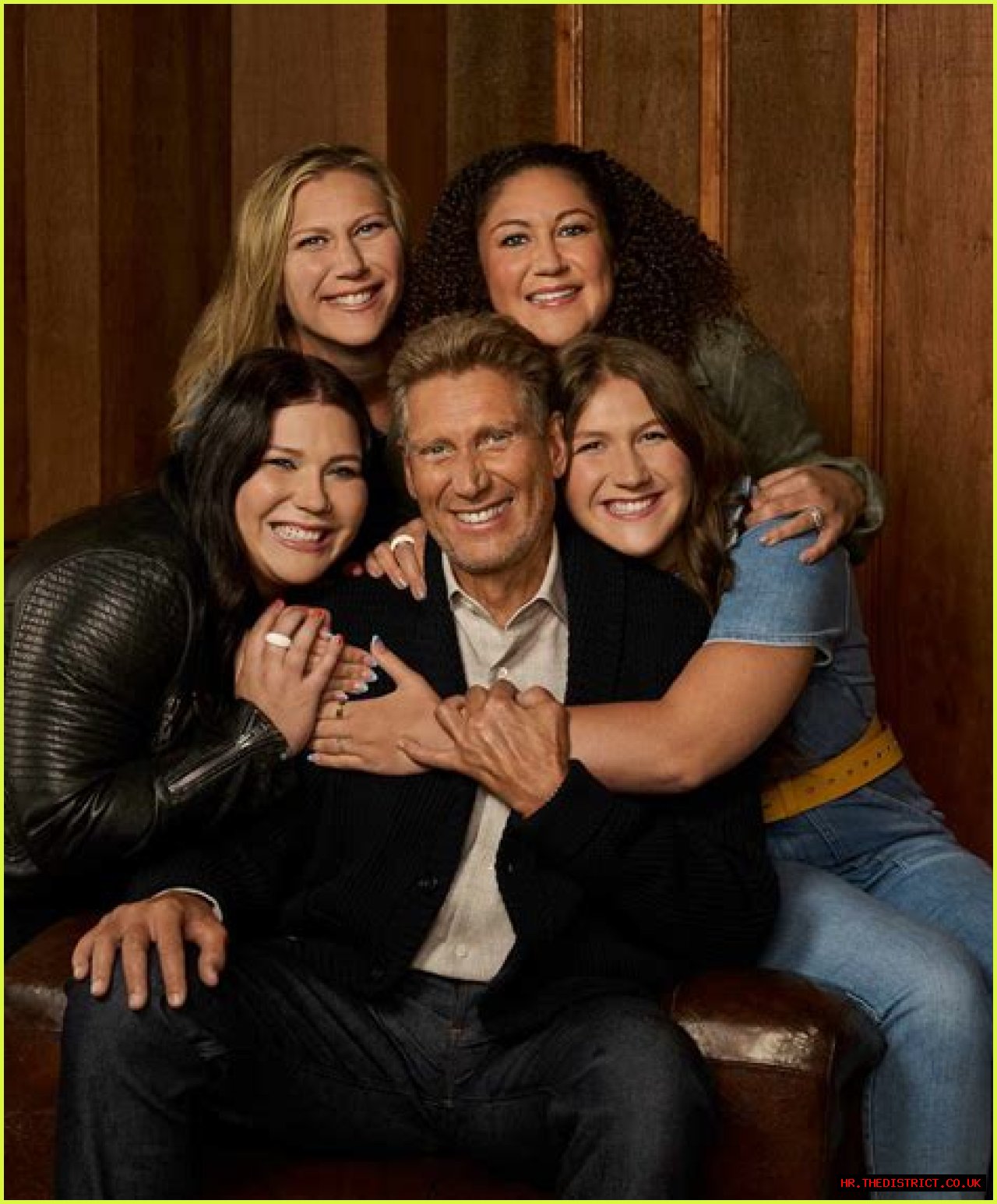 Selena's All-Time Favorite Color: Uncover Her Personal Preference